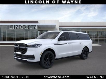 New 2026 Lincoln Navigator L Reserve w/ Jet Appearance Package