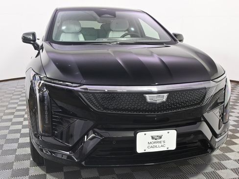 New 2025 Cadillac Optiq Sport 1 image 9