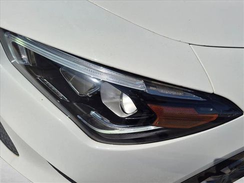 Used 2021 Mercedes-Benz CLA 250 image 6