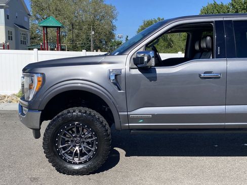 Used 2021 Ford F150 Lariat AWD/4WD image 2