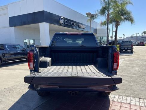 New 2026 GMC Sierra 1500 Elevation w/ LPO, Elevation Black Package image 29
