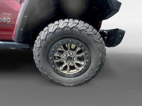 Certified 2022 Jeep Wrangler Unlimited Rubicon AWD/4WD image 16