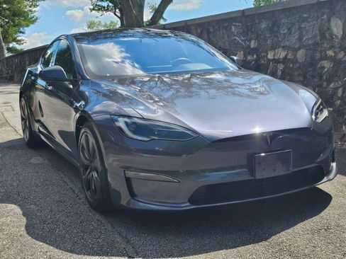 Used 2023 Tesla Model S AWD/4WD image 12
