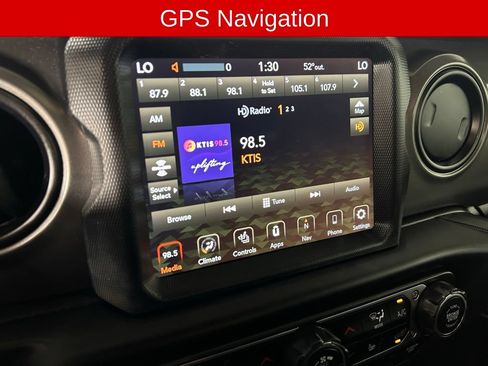 Used 2023 Jeep Wrangler Unlimited Sport AWD/4WD image 4