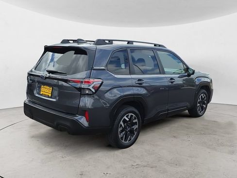 Certified 2025 Subaru Forester Premium AWD/4WD image 5