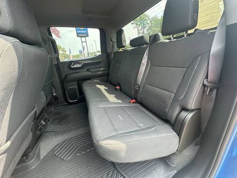 Used 2024 Chevrolet Silverado 1500 LT AWD/4WD image 18