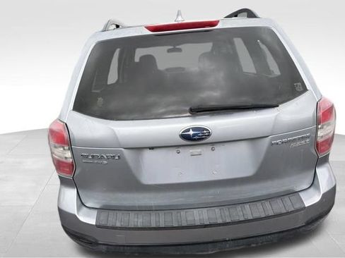 Used 2016 Subaru Forester 2.5i w/ Alloy Wheel Package AWD/4WD image 11