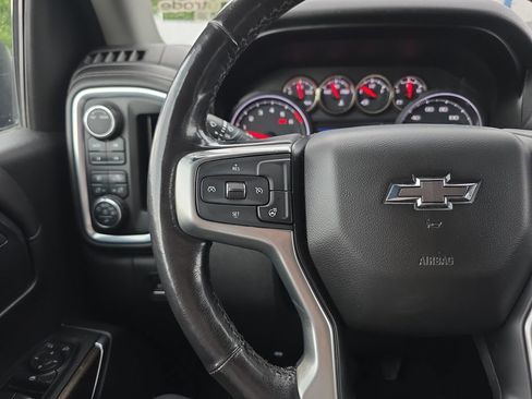 Used 2020 Chevrolet Silverado 1500 LT Trail Boss AWD/4WD image 28