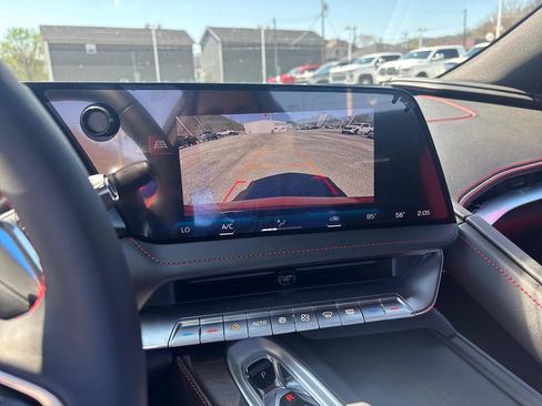 Used 2026 Chevrolet Corvette Stingray Convertible w/ Z51 Performance Package image 17