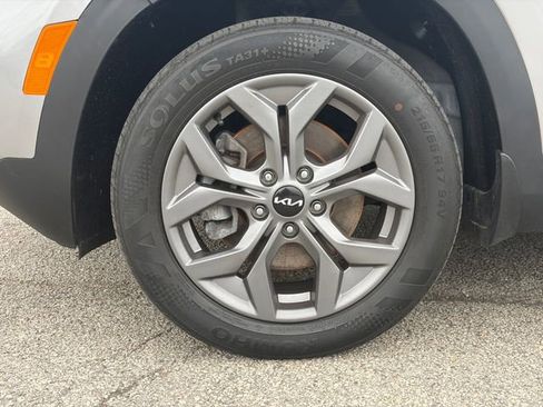 Certified 2024 Kia Seltos S AWD/4WD image 28