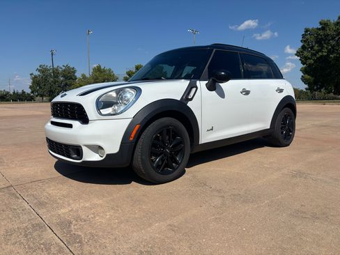 Used 2014 MINI Cooper Countryman S image 2