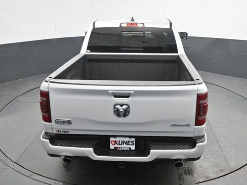 Used 2022 RAM 1500 Limited w/ Body-Colour Bumper Group image 32