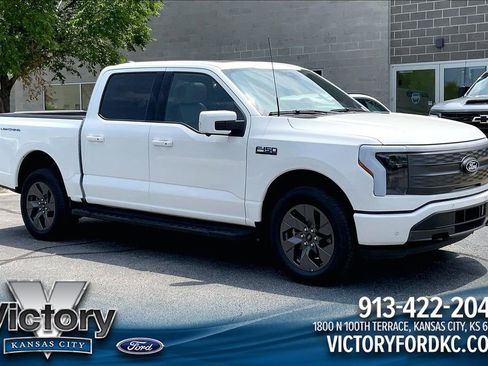Used 2024 Ford F150 Lightning Lariat w/ Max Trailer Tow Package AWD/4WD image 1