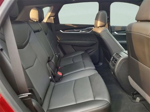 Used 2022 Cadillac XT5 Premium Luxury image 19