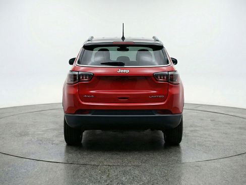 Used 2025 Jeep Compass Limited AWD/4WD image 7