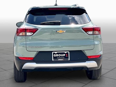 New 2026 Chevrolet TrailBlazer LT w/ Driver Confidence Package FWD image 4