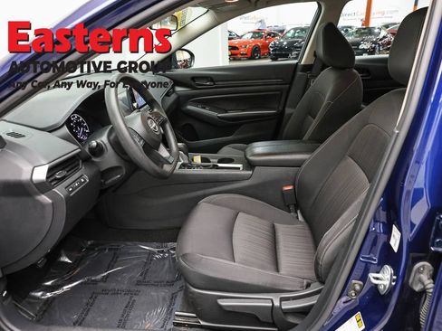 Used 2024 Nissan Altima 2.5 S FWD image 13
