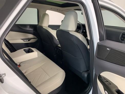 Used 2026 Lexus NX 350 350h Luxury w/ Accessory Package (2T) image 36