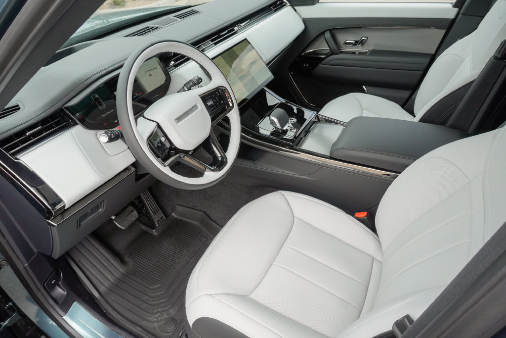 New 2026 Land Rover Range Rover Sport Dynamic SE AWD/4WD image 18