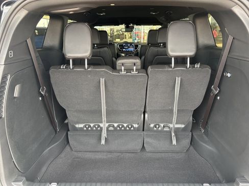 New 2026 Chrysler Pacifica Select image 14