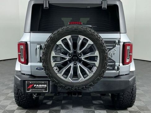 Used 2023 Ford Bronco Outer Banks AWD/4WD image 6