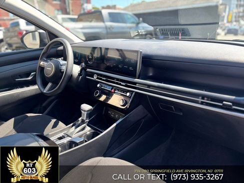 Used 2026 Hyundai Tucson SEL FWD image 15