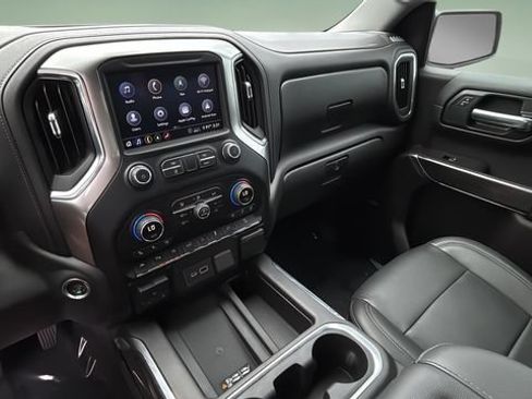 Used 2020 Chevrolet Silverado 1500 LTZ w/ LTZ Premium Package AWD/4WD image 25