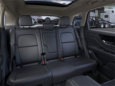 New 2026 Lincoln Corsair Reserve w/ Jet Appearance Package AWD/4WD image 11