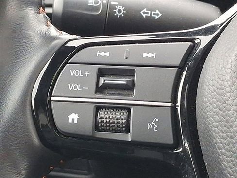 Certified 2023 Honda CR-V Sport Touring image 18