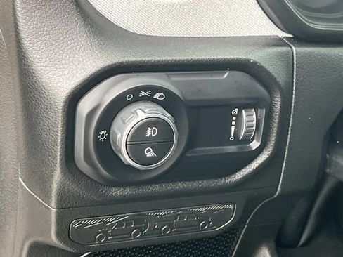 Used 2024 Jeep Gladiator Sport AWD/4WD image 27