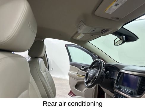 Used 2018 GMC Acadia Denali w/ Technology Package image 21