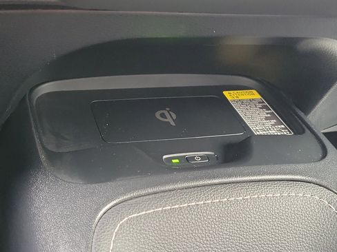 Certified 2024 Toyota Corolla SE image 30