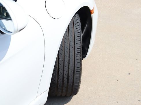 Used 2019 Porsche 718 Cayman image 40