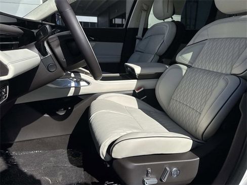 New 2026 Lincoln Nautilus Black Label image 17