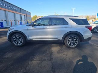 Used 2025 Ford Explorer Platinum w/ Ultimate Package video 2