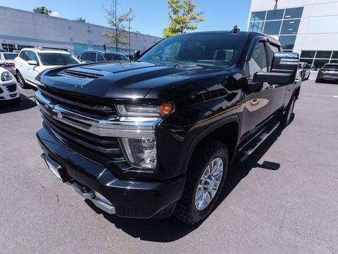 Used 2020 Chevrolet Silverado 2500 High Country AWD/4WD image 14