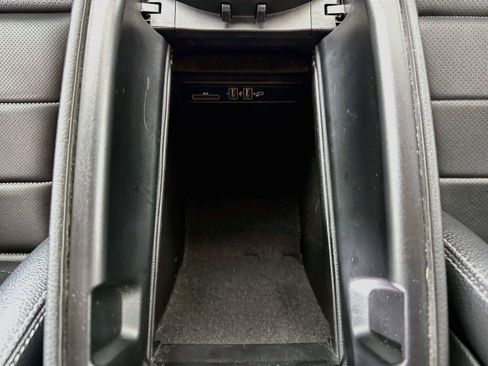 Used 2019 Mercedes-Benz GLC 300 image 33