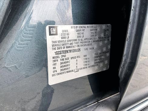 Used 2017 Chevrolet Colorado ZR2 image 31