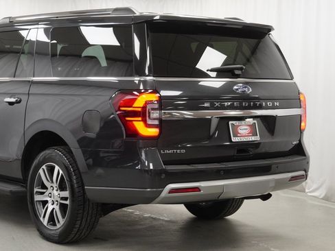 Used 2023 Ford Expedition Max Limited image 14