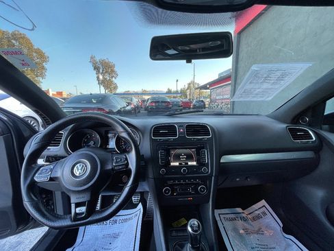 Used 2012 Volkswagen Golf R 4-Door image 11