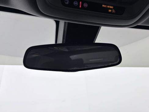 Used 2020 Chevrolet Malibu LS image 24