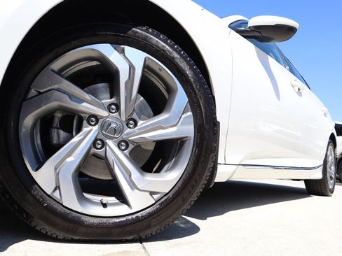 Used 2018 Honda Accord EX-L image 29