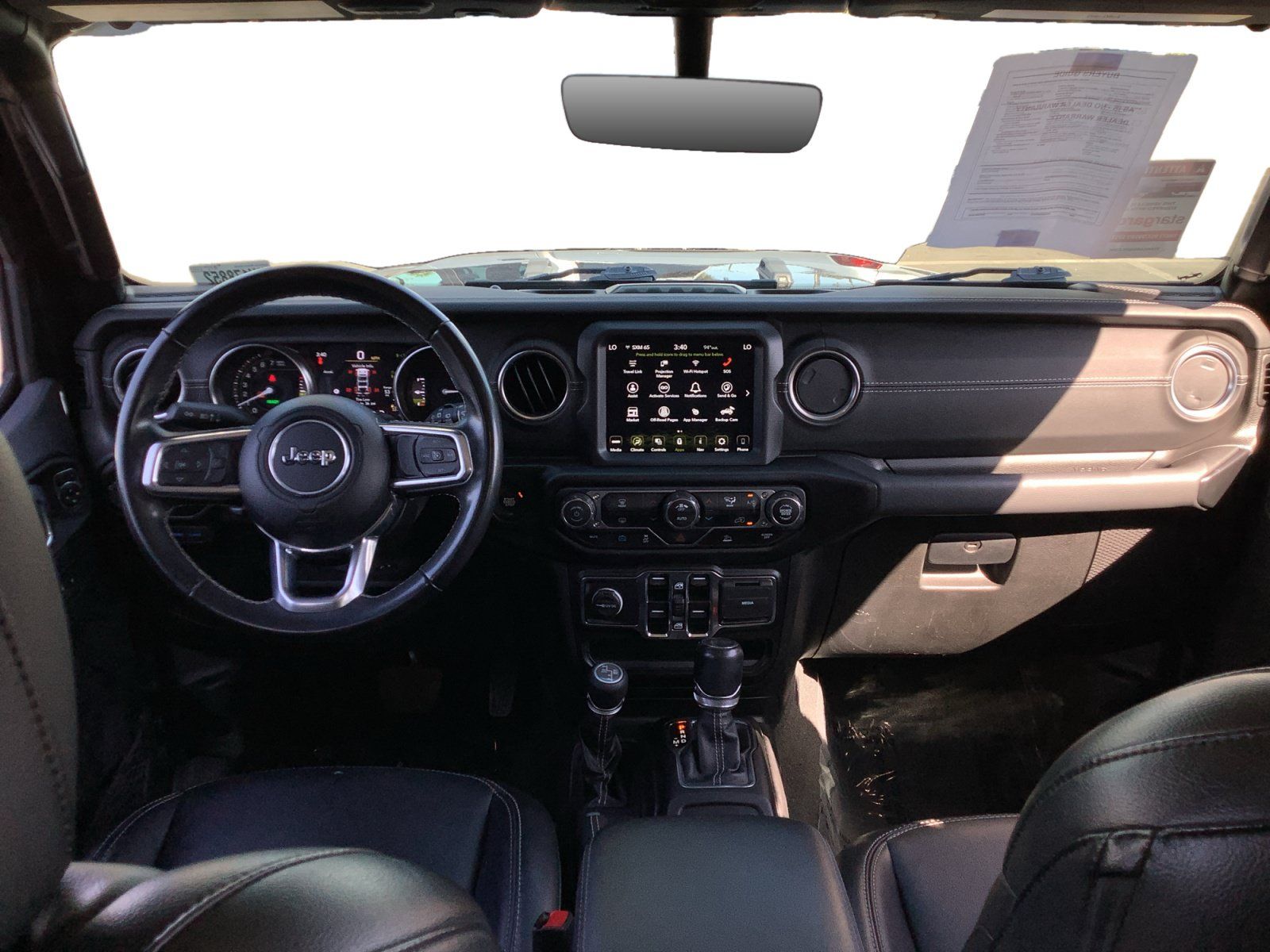 Used 2022 Jeep Wrangler Unlimited Sahara AWD/4WD image 10