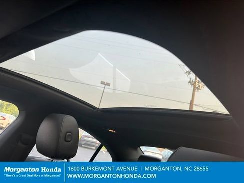 Used 2025 Mercedes-Benz CLA 250 4MATIC image 25