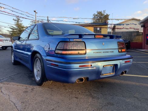 Used 1994 Pontiac Grand Prix SE image 5