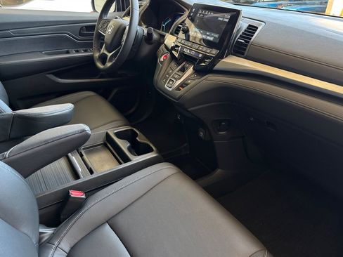 Certified 2023 Honda Odyssey EX-L image 17