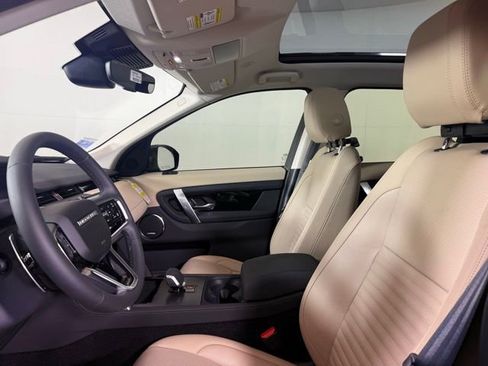 New 2025 Land Rover Discovery Sport S image 12