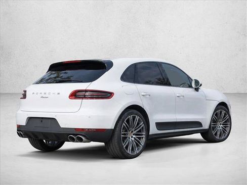 Used 2018 Porsche Macan AWD/4WD image 7
