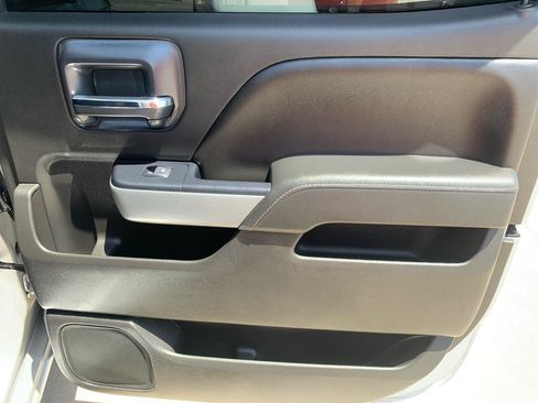Used 2018 Chevrolet Silverado 1500 LT w/ Texas Edition AWD/4WD image 15