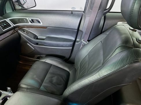 Used 2014 Ford Explorer Limited w/ Equipment Group 302A AWD/4WD image 23